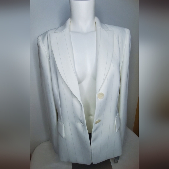 🔥Hostpick🔥NWT Tahari Size 12P Elegant White Striped Women's Blazer - Picture 2 of 14